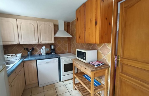 Neoules Casa | Le Gîte Asie Pour 4 Personnes à 6 Personnes