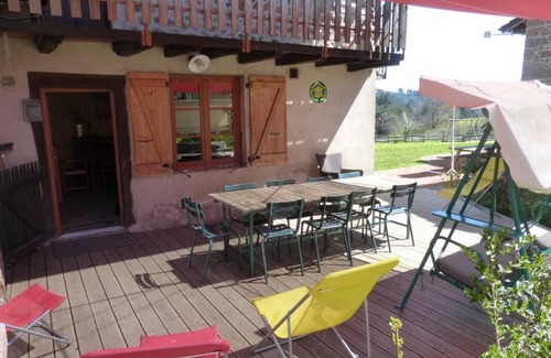Poule-les-Echarmeaux Casa | Le Gîte de La Granfont