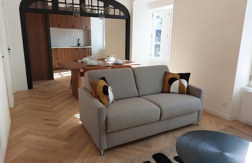 Rodez Apartamento | Le Gally 55m2, Heart of town with garage!