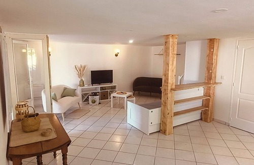 Ronce-les-Bains Casa | Le Galon d'Or - newly renovated vacation home. Ideally located