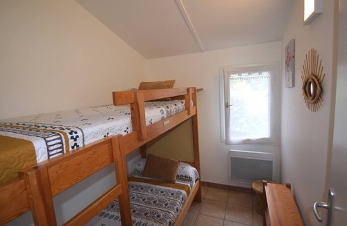 Le Mas-dAgenais Chalet De Esquí | Le Jay - Village of 10 cottages, pine chalet style