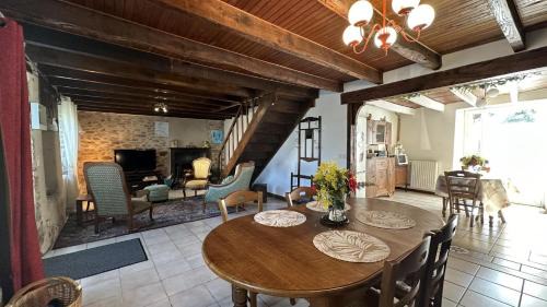 Saint-Junien Casa | Le gite de nathye