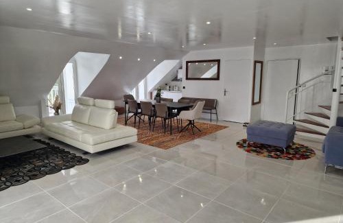 L'Ermitage-les-Bains Hotel | Le Glacier du Lagon penthouse