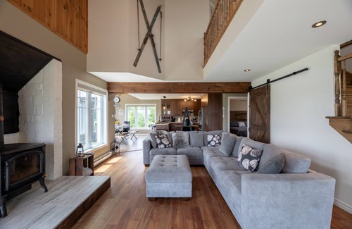 Saint Come Apartamento | Le Grand Bonheur with wood-burning fireplace and spa