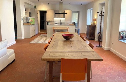 Pernes-les-Fontaines Casa | Le grand mas du Couchadou with heated indoor pool for 15 people