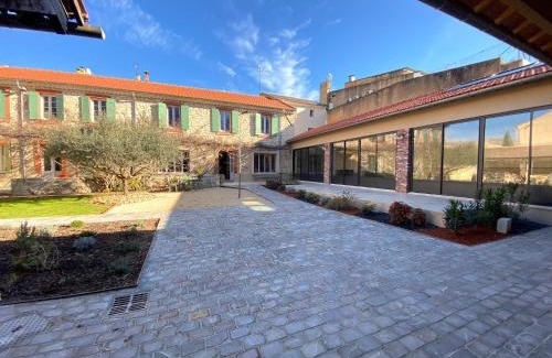 Pernes-les-Fontaines Casa | Le grand mas du Couchadou