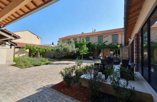 Pernes-les-Fontaines Casa | Le grand mas du Couchadou