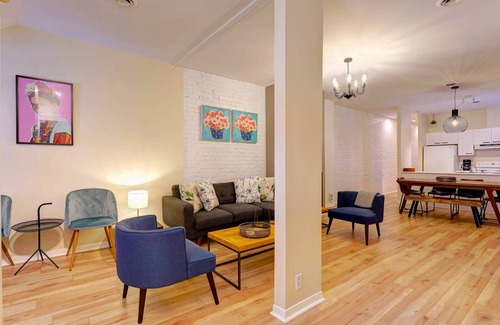 Ville-Marie Apartamento | Le Grand MTL ✦ Charming ♥ Terrace ☼ Parking