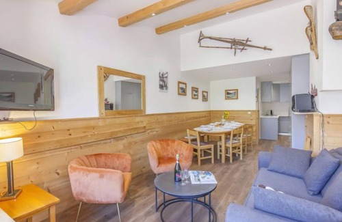 Val Claret Apartamento | Le Grand Tichot A et B (Val Claret) by Interhome
