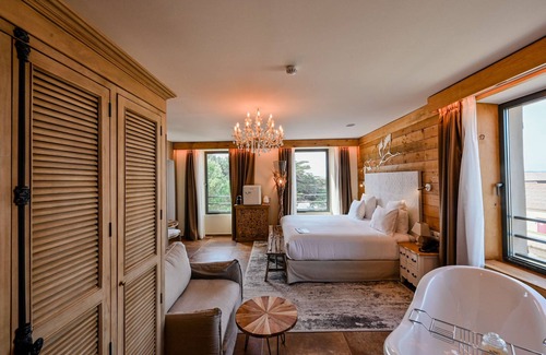 Toulon - Hyeres Complejo | Le Hameau des Pesquiers Ecolodge, Curio Collection by Hilton