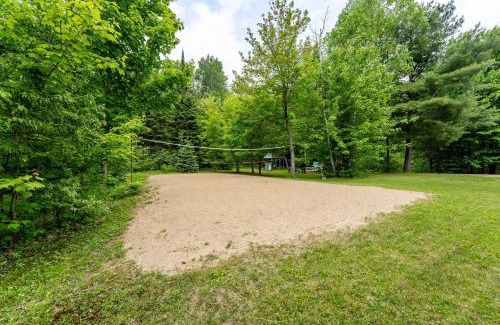 Sainte-Emelie-de-L'Energie Chalet De Esquí | Le Havre d'Émélie dogfriendly Lake access