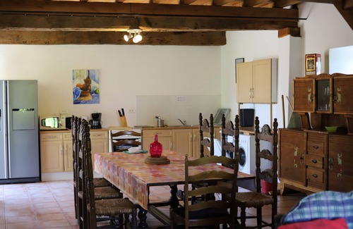 Castelnau-Riviere-Basse Casa | Le Hibou @ Le Prielle is a large rural 3 bedrooms gite