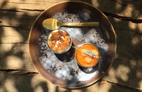 Saint-Leonard-de-Noblat Cama Y Desayuno | Le Jardin des Lys