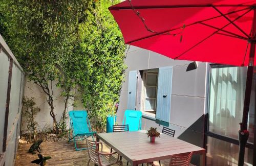 La Rochelle City Centre Apartamento | Le jardin de l'horloge