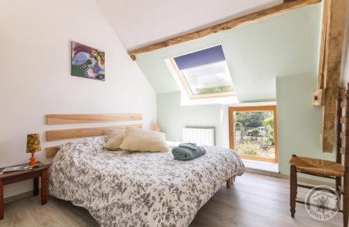 Savigny-le-Vieux Cama Y Desayuno | Le jardin des fées