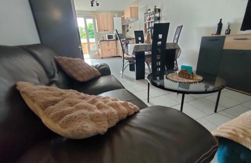 Champcevinel Apartamento | Le Jardin des Mazades - Cosy T2 - Parking - Wifi Fibre Gratuit