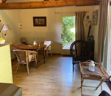 Maintenay Cama Y Desayuno | Le Jardin Sauvage