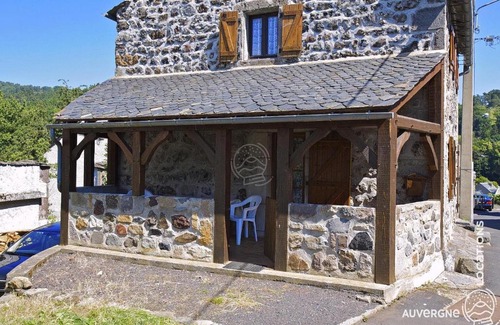 Murol Apartamento | Le Jassaguet