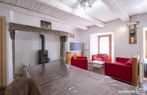 Murol Apartamento | Le Jassaguet