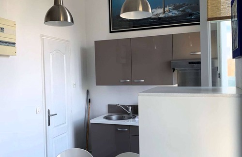 Arromanches-les-Bains Apartamento | Le Joffre - Studio sur la Digue en Centre Ville