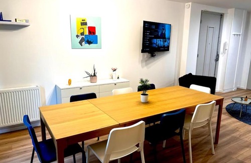 Quartier Chorier-Berriat Apartamento | Le LEGO, 3 chambres, 8 personnes et parking, centre