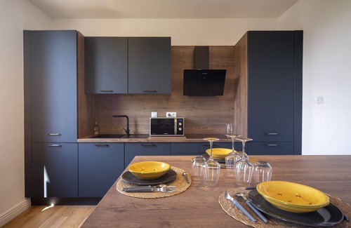 Montelimar Apartamento | Le Liondor, superb apartment near park, station and town center