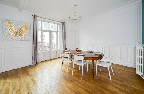 Poincare - Foch - Anatole France - Croix de Bourgogne Apartamento | Le Loft d'Anatole - Duplex de 125 m2