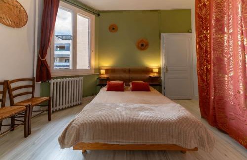 Republique Apartamento | Le Louis B - Appartement calme et lumineux proche Thermes