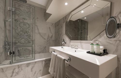 Saint-Louis Hotel | Le Louis Hotel Versailles Château - MGallery Collection
