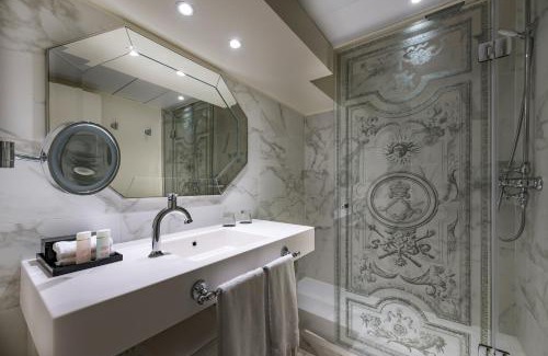 Saint-Louis Hotel | Le Louis Hotel Versailles Château - MGallery Collection