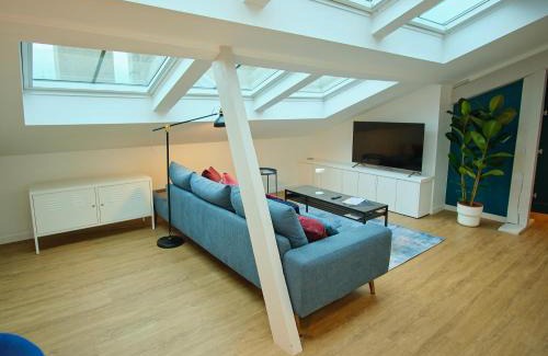 Poincare - Foch - Anatole France - Croix de Bourgogne Apartamento | Le Louis XVI - Loft in the clouds in the heart of Nancy
