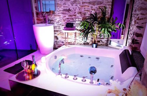 Perverie Casa | Le Lovt - LOVE ROOM NANTES