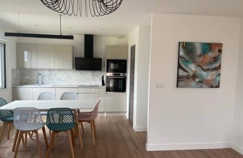 Saint-Clair-du-Rhone Apartamento | Le luxe au pied du pilat - 6 voyageurs