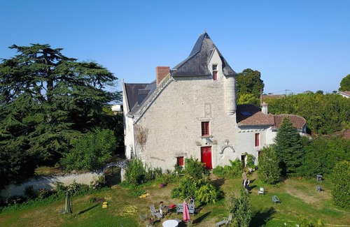 Saires Cama Y Desayuno | Le Manoir des Roches