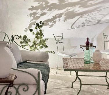 Sevremont Casa | Le Manoir médiéval de Garance