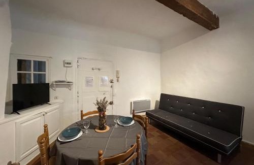 Aix-en-Provence Historic Centre Apartamento | Le Manuel - Appart T2 cosy Centre ville historique - Place des Prêcheurs Palais de justice