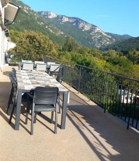 Chatillon-en-Diois Apartamento | Le Maricou 120m2 totalement rénové terrasse 40m2