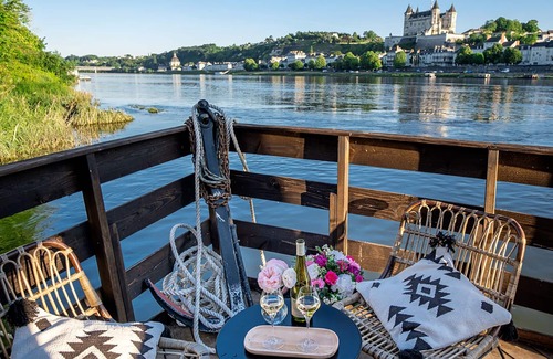 Saumur Alquiler De Eote | Le Martin Pêcheur: Luxury ecolodge boat
