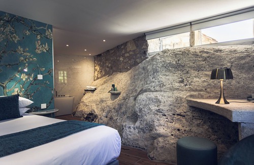 Les Baux-de-Provence Hotel | Le Mas d'Aigret