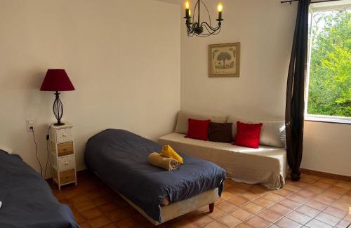 Entraigues-sur-la-Sorgue Casa | Le Mas de Trévouse