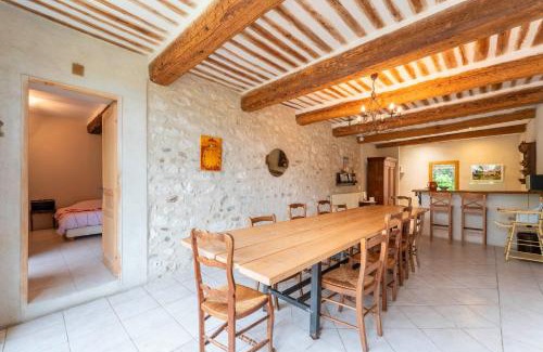 Cabannes Casa | Le Mas Saint Pierre