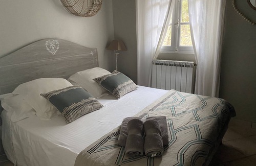 Maussane-les-Alpilles Cama Y Desayuno | LE MAZET ALPILLES