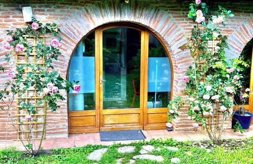 Minimes - Barriere de Paris Casa | Le Merle Rose, house with garden, quiet and close to the center