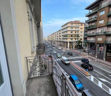 Cuneo Apartamento | LE MONGOLFIERE