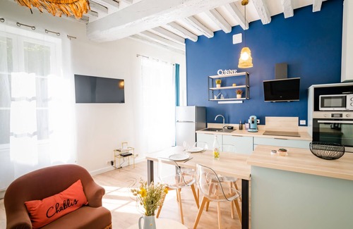 Auxerre Apartamento | Le Mont Brenn****: cosy apartment on the banks of the Yonne in Auxerre