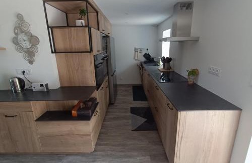 Ploudalmezeau Casa | Le moulin de Kerloroc