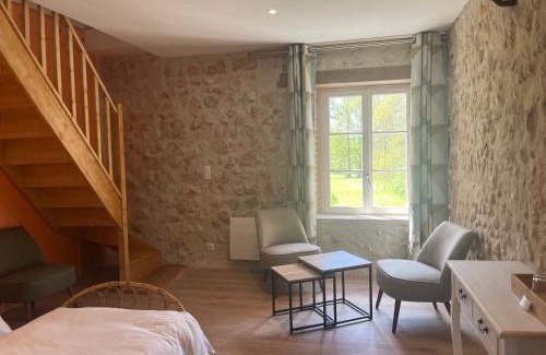 Nazelles-Negron Cama Y Desayuno | Le Moulin de Moquesouris - Chambres d'hôtes et table d'hôte