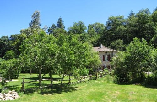Pensol Casa | Le Moulin de Pensol - Gites