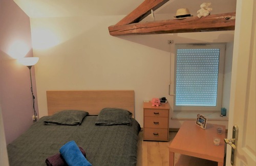 Chaponnay Casa | "Le nid cosy" bonito dúplex con carácter