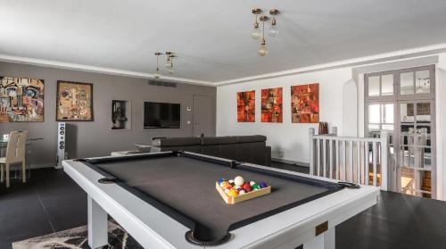 Quartier de la Monnaie Apartamento | Le Notre Dame - Luxury Apartment with Seine View